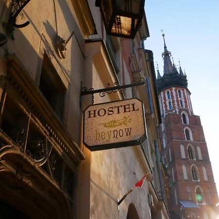 Heynow Rooms, Apartments And Hostel In City Center Krasków Eksteriør bilde