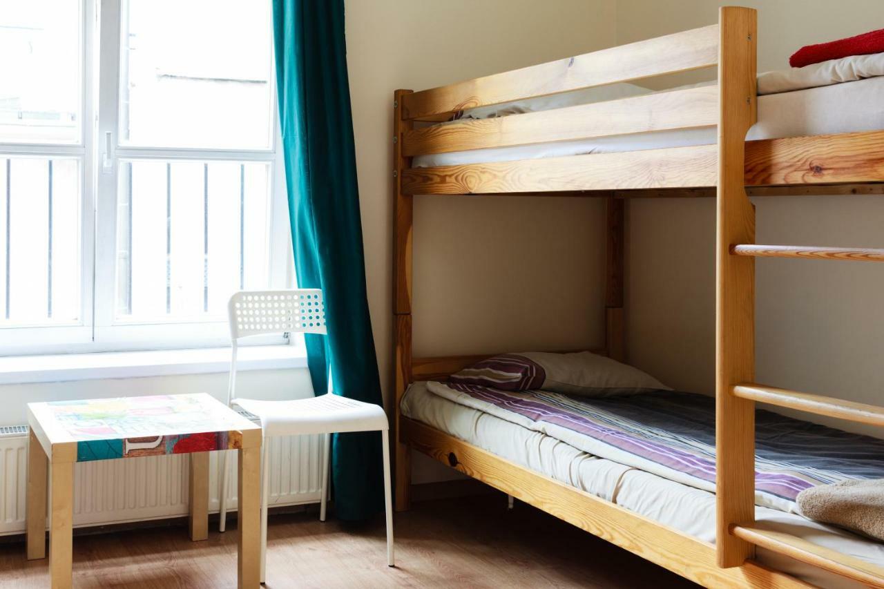 Heynow Rooms, Apartments And Hostel In City Center Krasków Eksteriør bilde