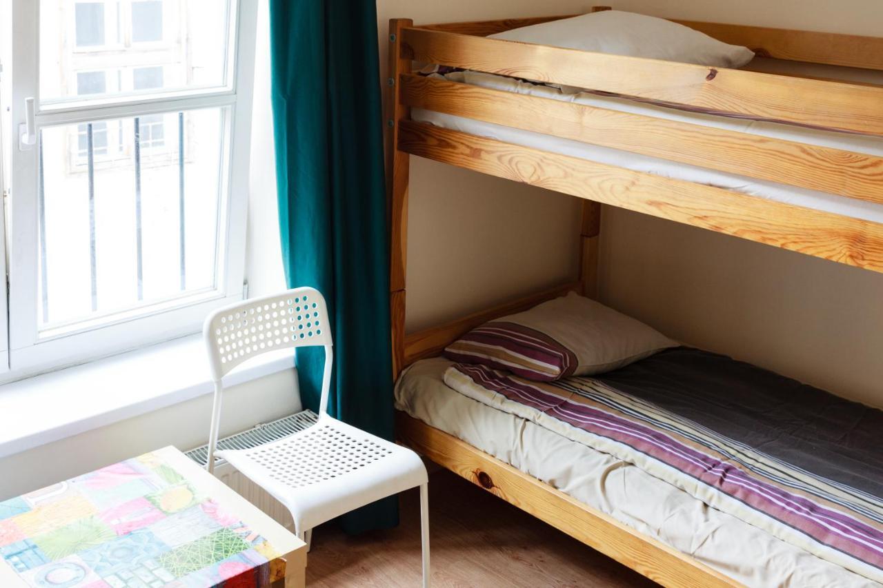 Heynow Rooms, Apartments And Hostel In City Center Krasków Eksteriør bilde